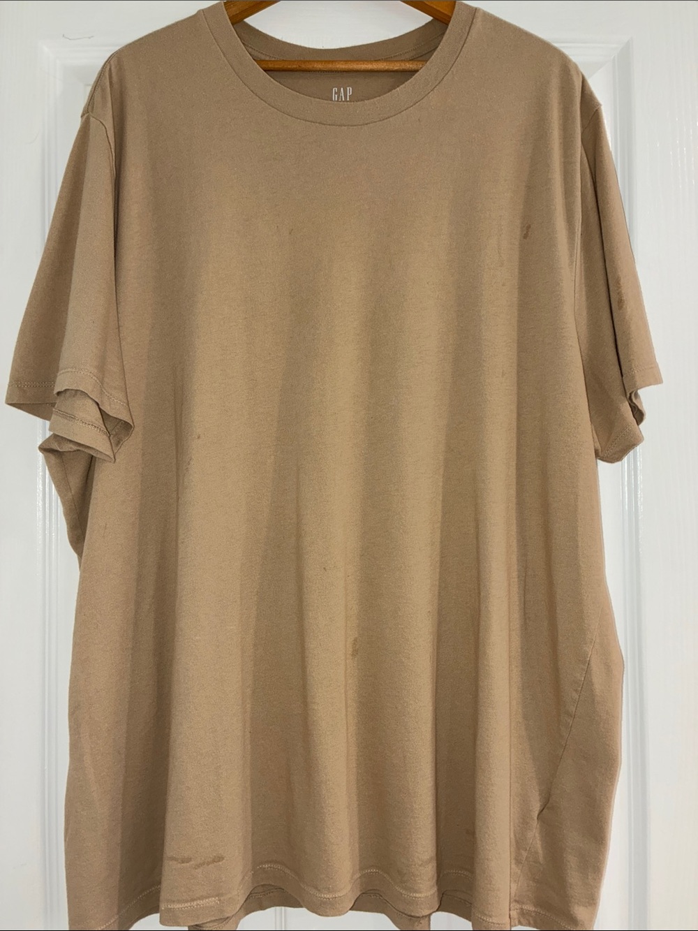 GAP/ARIZONA JEAN CO/NEXT LEVEL APPAREL Excellent Men’s Beige, Green & Olive Tees - Picture 3 of 11